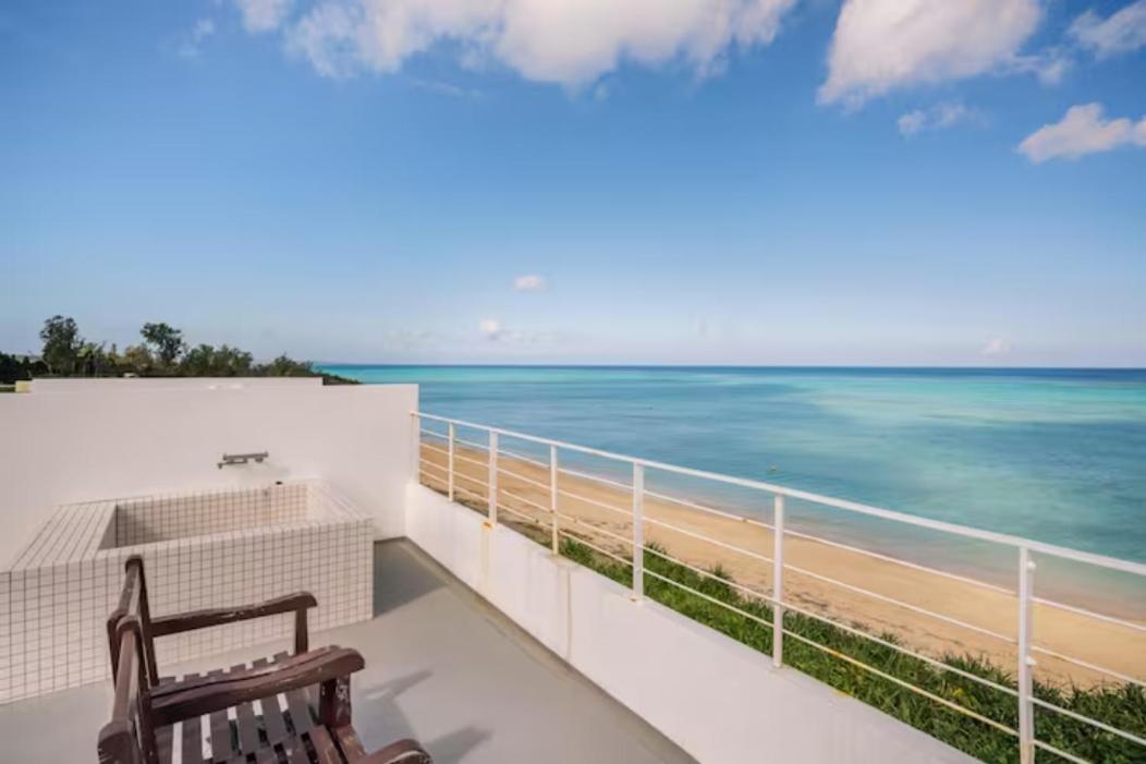 Casa Dumai Oceanvilla Nakijin Exterior foto